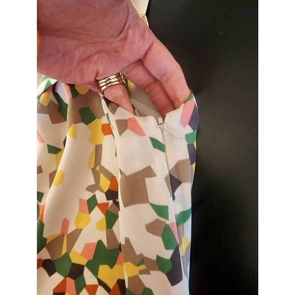 Nick & Mo abstract printed dress fully lined whimsy buttons size large - Picture 5 of 8